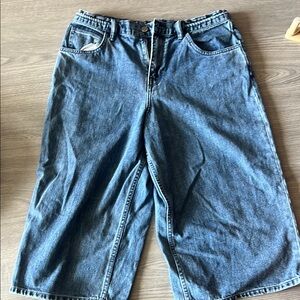 AllSaints High-Rise Wide-Leg Denim Shorts – Vintage Blue (Size 30)